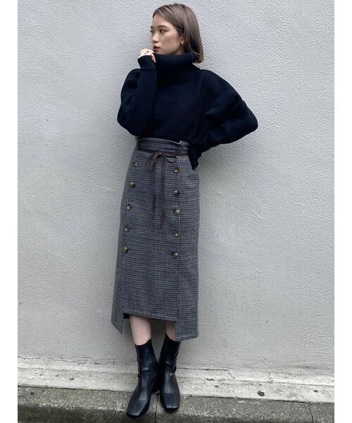 MURUA（ムルーア）の「BIGタートルニットプルオーバー（ニット/セーター・レディース・ブラック/ブルー/ブラウン/モカ/アイボリー・FREE）」の22枚目の写真