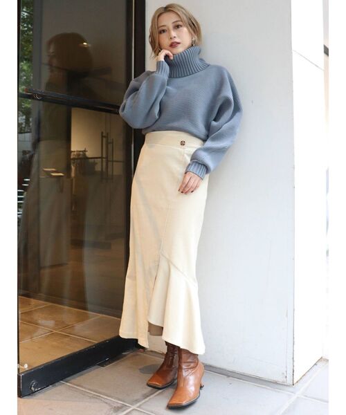 MURUA（ムルーア）の「BIGタートルニットプルオーバー（ニット/セーター・レディース・ブラック/ブルー/ブラウン/モカ/アイボリー・FREE）」の21枚目の写真