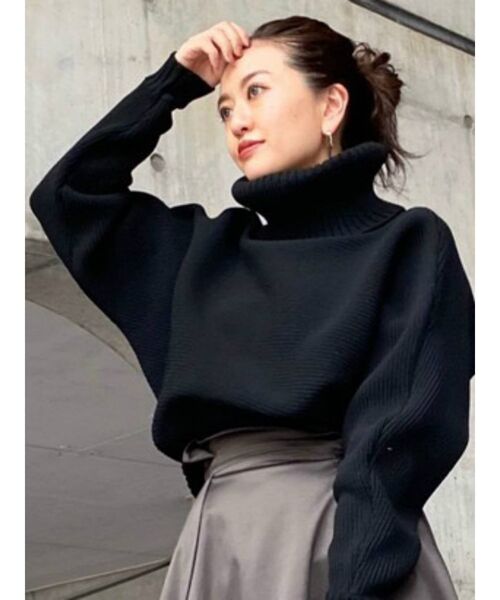 MURUA（ムルーア）の「BIGタートルニットプルオーバー（ニット/セーター・レディース・ブラック/ブルー/ブラウン/モカ/アイボリー・FREE）」の19枚目の写真