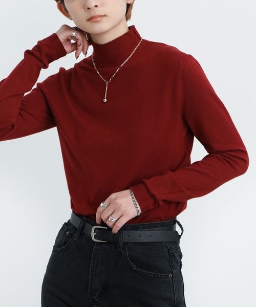 select MOCA（セレクトモカ）の「2021 AW ハイネックストレッチトップス（Tシャツ/カットソー・レディース・ブラック/レッド/アイボリー/チャコール・FREE）」の4枚目の写真