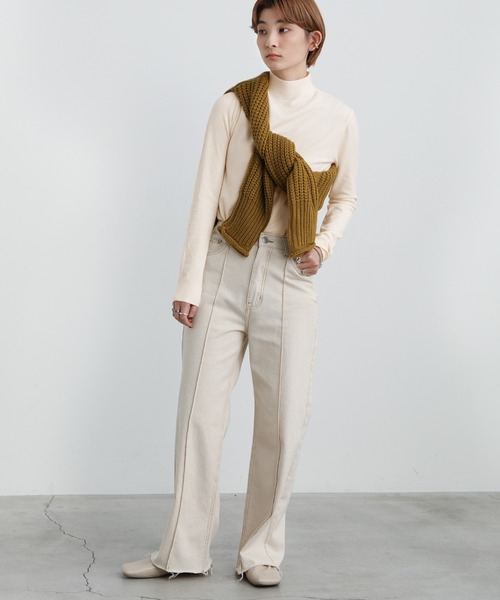 select MOCA（セレクトモカ）の「2021 AW ハイネックストレッチトップス（Tシャツ/カットソー・レディース・ブラック/レッド/アイボリー/チャコール・FREE）」の21枚目の写真