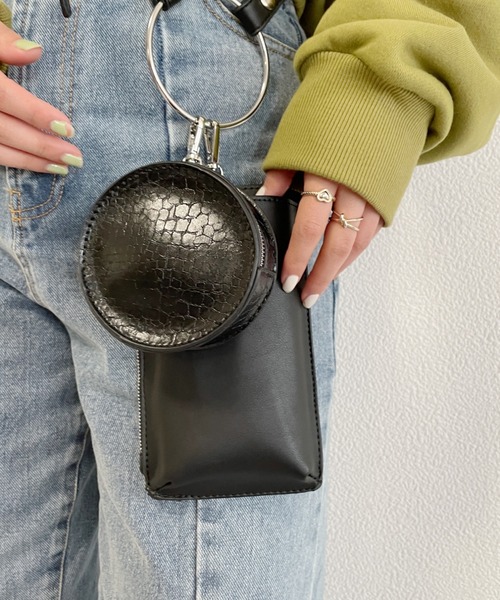 nemne store(ネンネストア)の「マルチショルダーバッグ(ボディバッグ/ウエストポーチ・レディース・ブラック/グリーン/アイボリー・フリー)」の17枚目の写真