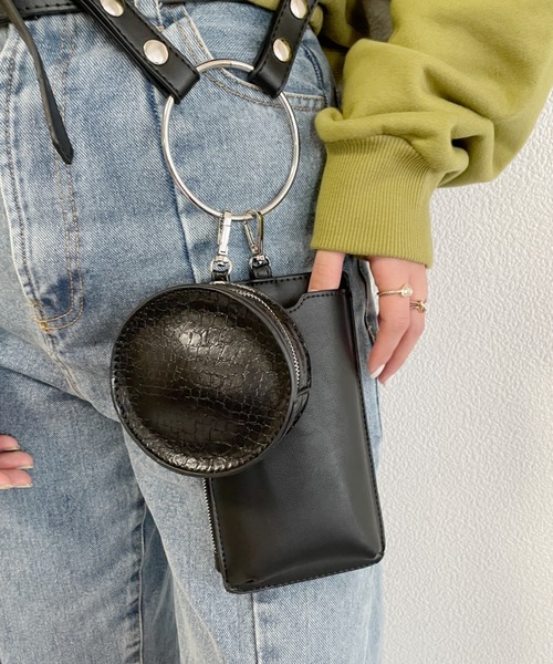 nemne store(ネンネストア)の「マルチショルダーバッグ(ボディバッグ/ウエストポーチ・レディース・ブラック/グリーン/アイボリー・フリー)」の18枚目の写真