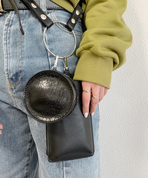 nemne store(ネンネストア)の「マルチショルダーバッグ(ボディバッグ/ウエストポーチ・レディース・ブラック/グリーン/アイボリー・フリー)」の19枚目の写真