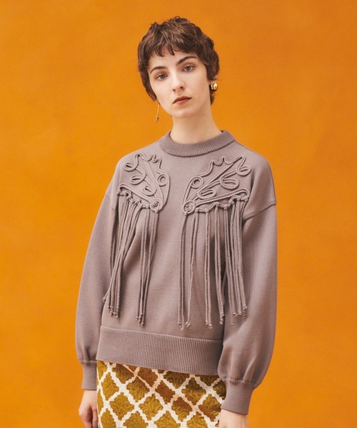 PUBLIC TOKYO(パブリックトウキョウ)の「エンブロイダリーフリンジニット(ニット/セーター・レディース・ブラック/ベージュ/アイボリー・FREE)」の7枚目の写真