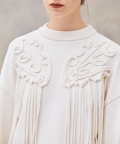 PUBLIC TOKYO(パブリックトウキョウ)の「エンブロイダリーフリンジニット(ニット/セーター・レディース・ブラック/ベージュ/アイボリー・FREE)」の8枚目の写真