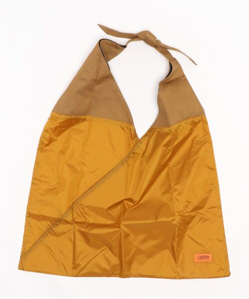 UNIVERSAL OVERALL(ユニバーサルオーバーオール)の「ユニバーサルオーバーオール アシンメトリーAZUMA BAG(ハンドバッグ・レディース・ホワイト/ブラック/カーキ/マスタード・FREE)」の5枚目の写真