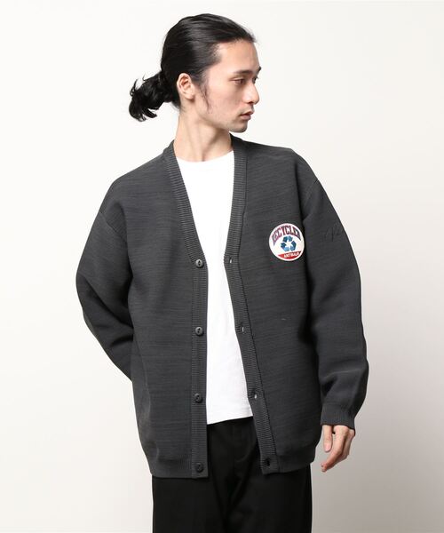 291295=HOMME(ニーキューイチニーキューゴーオム)の「【291295=HOMME】リサイクルポリエステル ニット BIG カーディガン(カーディガン/ボレロ・メンズ・チャコールグレー/ホワイト系1・2/3)」の8枚目の写真