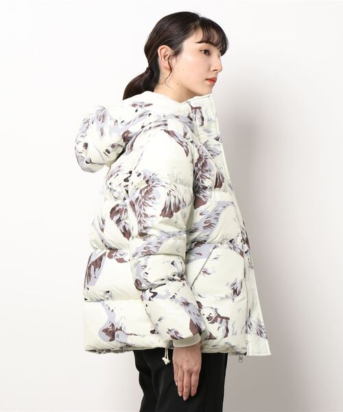 KENZO（ケンゾー）の「FES21 Polar Bear Down Jacket W（ダウン