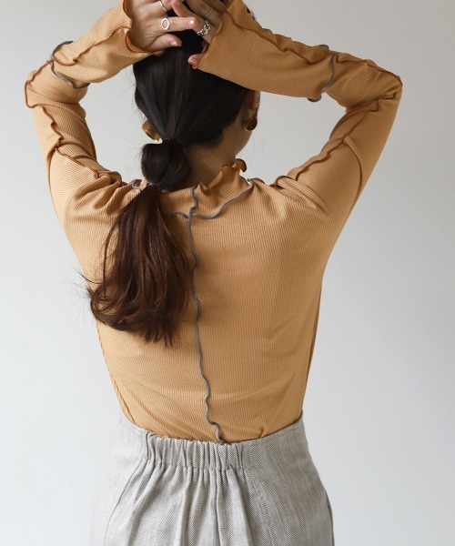 Bab（バブ）の「2WAY配色メロウハイネックトップス（Tシャツ/カットソー・レディース・パープル/アイボリー/キャメル・FREE）」の9枚目の写真