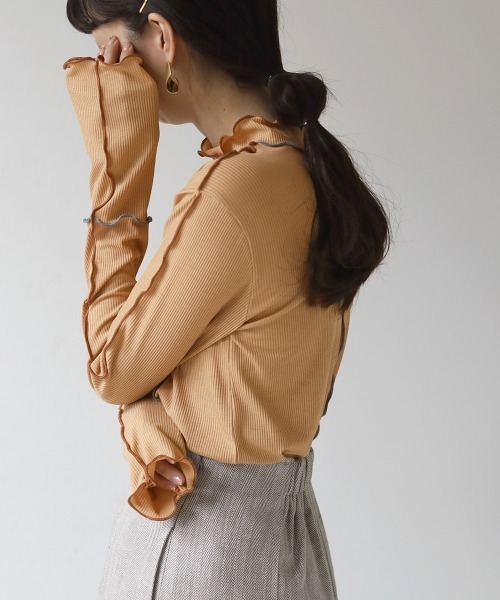 Bab（バブ）の「2WAY配色メロウハイネックトップス（Tシャツ/カットソー・レディース・パープル/アイボリー/キャメル・FREE）」の10枚目の写真