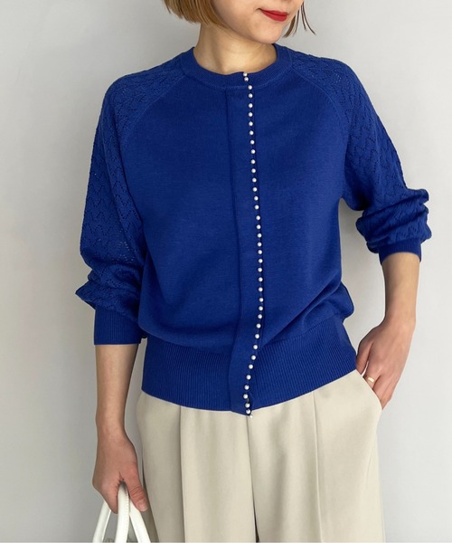 PICCIN（ピッチン）の「パール付き柄編みカーディガン（カーディガン/ボレロ・レディース・ブラック/グレー/オフホワイト/ブルー/グレイッシュベージュ・M）」の5枚目の写真