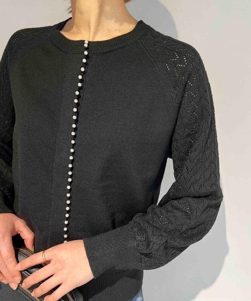 PICCIN（ピッチン）の「パール付き柄編みカーディガン（カーディガン/ボレロ・レディース・ブラック/グレー/オフホワイト/ブルー/グレイッシュベージュ・M）」の2枚目の写真