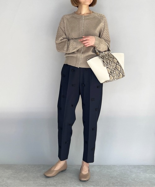 PICCIN（ピッチン）の「パール付き柄編みカーディガン（カーディガン/ボレロ・レディース・ブラック/グレー/オフホワイト/ブルー/グレイッシュベージュ・M）」の17枚目の写真