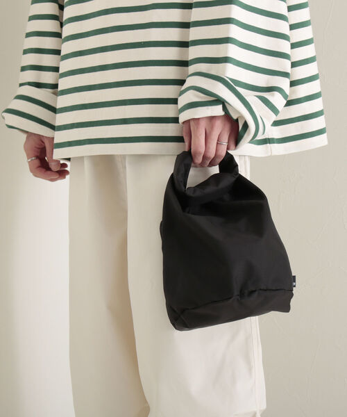 GLOSTER（グロスター）の「【GLOSTER/グロスター】コーデュラリップ ポーチM（ショルダーバッグ・メンズ・ブラック/ライトグレー・FREE）」の15枚目の写真