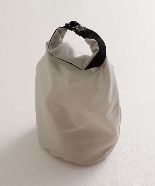 GLOSTER（グロスター）の「【GLOSTER/グロスター】コーデュラリップ ポーチM（ショルダーバッグ・メンズ・ブラック/ライトグレー・FREE）」の20枚目の写真