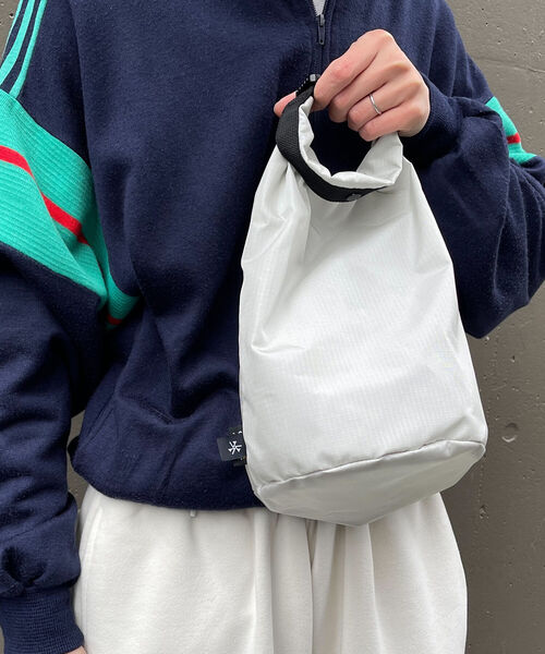 GLOSTER（グロスター）の「【GLOSTER/グロスター】コーデュラリップ ポーチM（ショルダーバッグ・メンズ・ブラック/ライトグレー・FREE）」の22枚目の写真