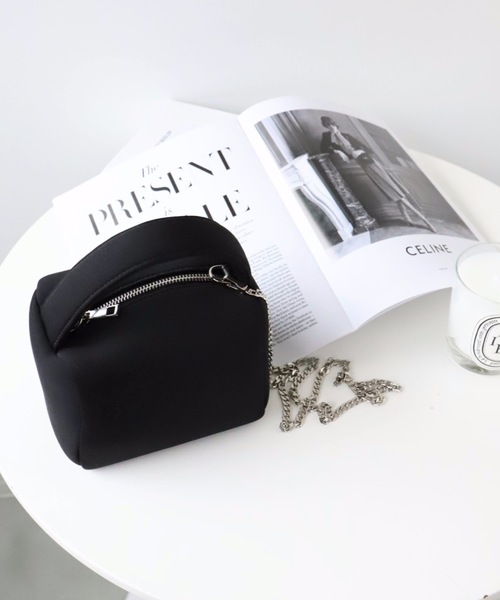 moment+（モーメントプラス）の「ネオプレーン スクエア２WAYミニボストンバッグ（ボストンバッグ・レディース・ブラック/サックスブルー/ピンク/オレンジ/グリーン・FREE）」の2枚目の写真