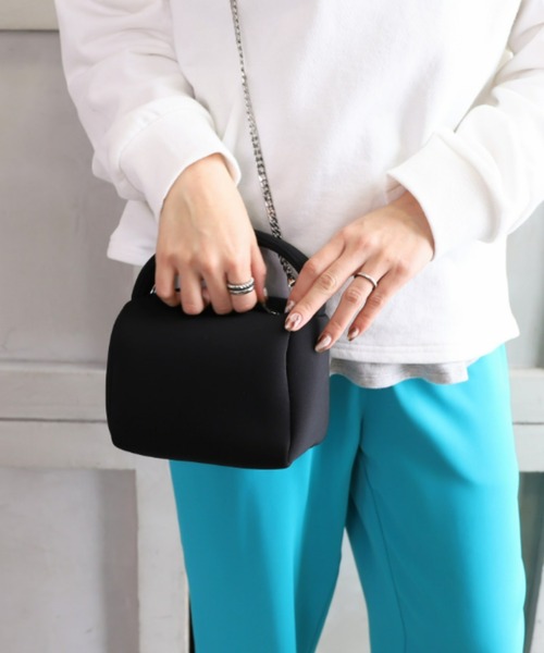 moment+（モーメントプラス）の「ネオプレーン スクエア２WAYミニボストンバッグ（ボストンバッグ・レディース・ブラック/サックスブルー/ピンク/オレンジ/グリーン・FREE）」の12枚目の写真