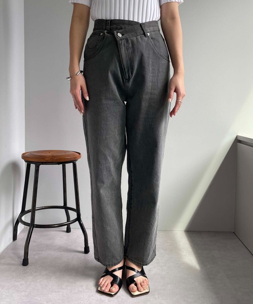 CAPRICIEUX LE'MAGE（カプリシューレマージュ）の「アシメベルトデニム（デニムパンツ・レディース・グレー・38/36）」の13枚目の写真