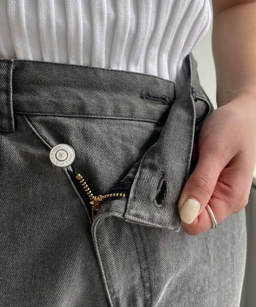 CAPRICIEUX LE'MAGE（カプリシューレマージュ）の「アシメベルトデニム（デニムパンツ・レディース・グレー・38/36）」の19枚目の写真