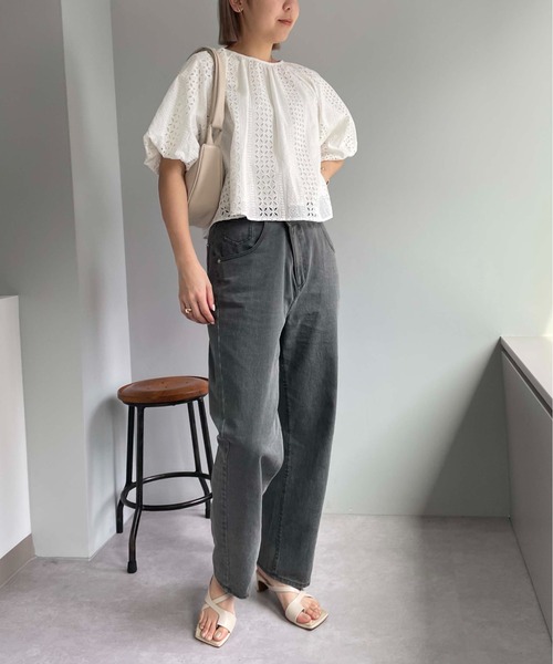 CAPRICIEUX LE'MAGE（カプリシューレマージュ）の「アシメベルトデニム（デニムパンツ・レディース・グレー・38/36）」の11枚目の写真