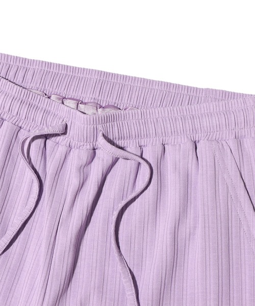 UGG（アグ）の「UGG@mos リブワイドロングパンツ（その他パンツ・レディース・ラベンダー/ホワイト・L/M）」の4枚目の写真