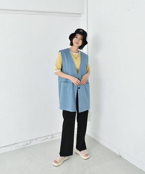 RETRO GIRL（レトロガール）の「ポケ付きデニムベスト（ベスト・レディース・ライトブルー/ダークブルー・FREE）」の6枚目の写真