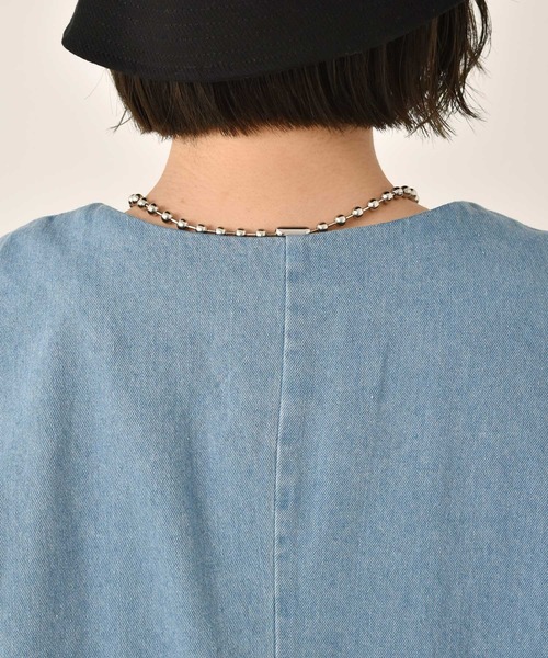 RETRO GIRL（レトロガール）の「ポケ付きデニムベスト（ベスト・レディース・ライトブルー/ダークブルー・FREE）」の15枚目の写真