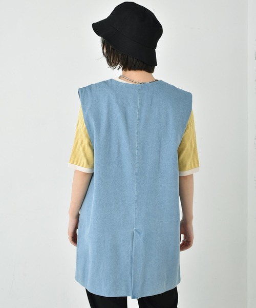 RETRO GIRL（レトロガール）の「ポケ付きデニムベスト（ベスト・レディース・ライトブルー/ダークブルー・FREE）」の19枚目の写真