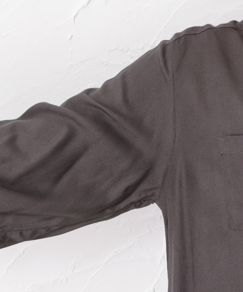 NAVY（ネイビー）の「インドレーヨン 前開きシャツブラウス（シャツ/ブラウス・レディース・カーキ/ホワイト/チャコール・フリー）」の13枚目の写真