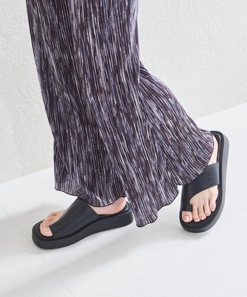 ORiental TRaffic（オリエンタルトラフィック）の「厚底トングサンダル/21241（サンダル・レディース・ブラック/ベージュ・LL/S/M/L/SS/3L）」の17枚目の写真