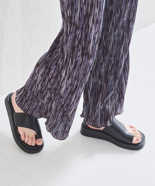 ORiental TRaffic（オリエンタルトラフィック）の「厚底トングサンダル/21241（サンダル・レディース・ブラック/ベージュ・LL/S/M/L/SS/3L）」の19枚目の写真