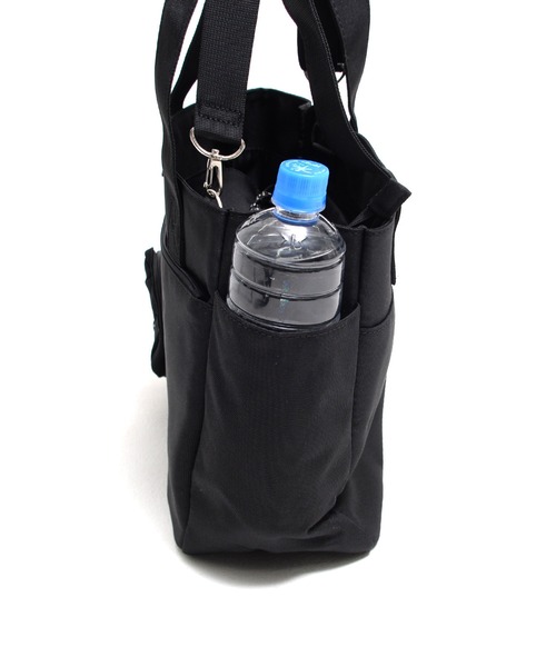 Arnold Palmer(アーノルドパーマー)の「撥水 10ポケットトート スモールサイズ(トートバッグ・レディース・ブラック/ワイン/ベージュ/グリーン/オフホワイト/ブラウン・F)」の12枚目の写真