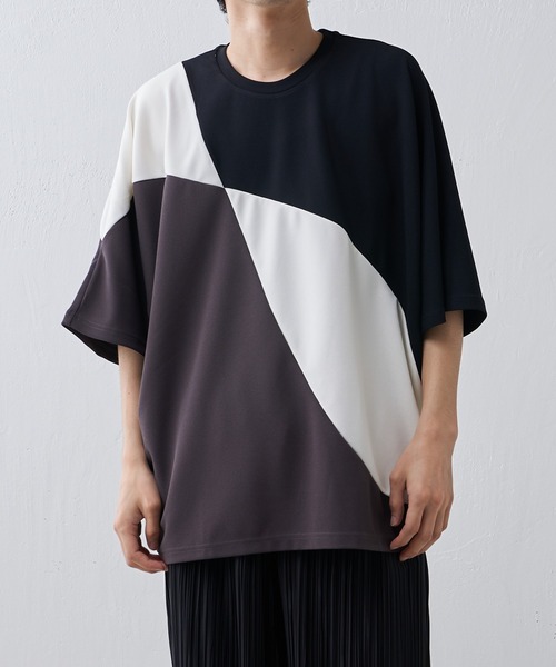 Lui's（ルイス）の「配色パターン切替カットソー（Tシャツ/カットソー・メンズ・ホワイト/ブラック・FREE）」の2枚目の写真