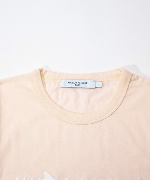 Maison Kitsune(メゾンキツネ)の「MAISON KITSUNE FOX STAMP CLASSIC TEE-SHIRT メゾン キツネ フォックス スタンプ プリント 半袖 Tシャツ(Tシャツ/カットソー・レディース・ホワイト/オフホワイト・MEDIUM/LARGE/SMALL/X-SMALL)」の16枚目の写真