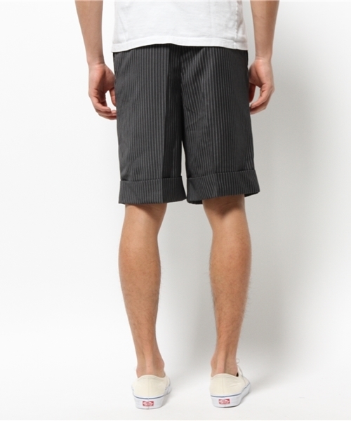 WEGO（ウィゴー）の「WEGO/ピンストライプワイドショーツ（その他パンツ・メンズ・ブラック/ライトグレー・LARGE/MEDIUM）」の4枚目の写真