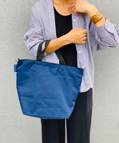 FRUIT OF THE LOOM(フルーツオブザルーム)の「FRUIT OF THE LOOM/フルーツオブザルーム/FTL SD SMALL 2WAY TOTE BAG M 14663400(ショルダーバッグ・レディース・ブラック/ベージュ/ネイビー/ブラウン/グレー/ピンク/グリーン・ONESIZE)」の1枚目の写真