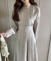 LAUIR（ラウアー）の「ウエスト切替タックロングワンピース（ワンピース）」