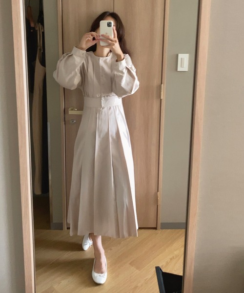 LAUIR(ラウアー)の「ウエスト切替タックロングワンピース(ワンピース・レディース・ブラック/アイボリー/ブラウン系その他/カーキ/ピンクベージュ/ダークグレー/ベージュ/ライトグレー・MEDIUM/LARGE/SMALL)」の22枚目の写真