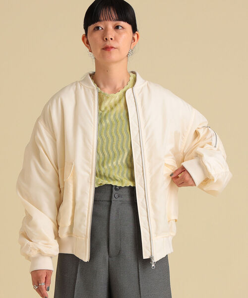 Ray BEAMS（レイビームス）の「Ray BEAMS / MA-1 タイプ ブルゾン（MA-1・レディース・ブラック/オフホワイト/オリーブ・1/0）」の9枚目の写真