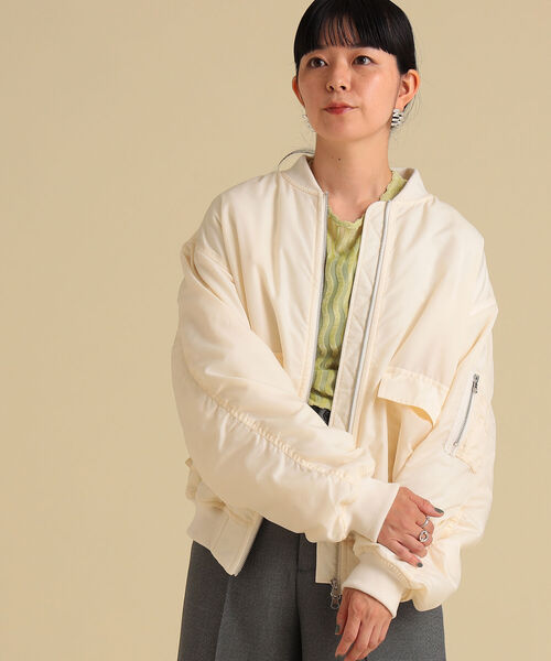 Ray BEAMS（レイビームス）の「Ray BEAMS / MA-1 タイプ ブルゾン（MA-1・レディース・ブラック/オフホワイト/オリーブ・1/0）」の11枚目の写真