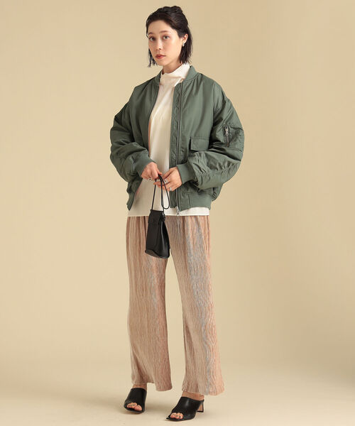 Ray BEAMS（レイビームス）の「Ray BEAMS / MA-1 タイプ ブルゾン（MA-1・レディース・ブラック/オフホワイト/オリーブ・1/0）」の20枚目の写真