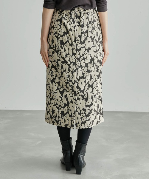 ROPE' PICNIC（ロペピクニック）の「フラワージャガードスリムスカート（スカート・レディース・ベージュ/パープル・38/36）」の11枚目の写真