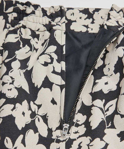 ROPE' PICNIC（ロペピクニック）の「フラワージャガードスリムスカート（スカート・レディース・ベージュ/パープル・38/36）」の14枚目の写真