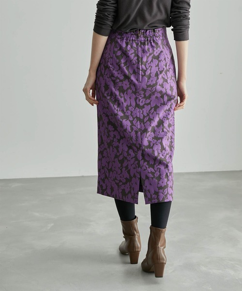 ROPE' PICNIC（ロペピクニック）の「フラワージャガードスリムスカート（スカート・レディース・ベージュ/パープル・38/36）」の10枚目の写真