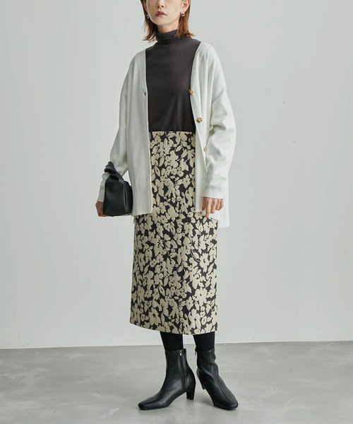 ROPE' PICNIC（ロペピクニック）の「フラワージャガードスリムスカート（スカート・レディース・ベージュ/パープル・38/36）」の19枚目の写真