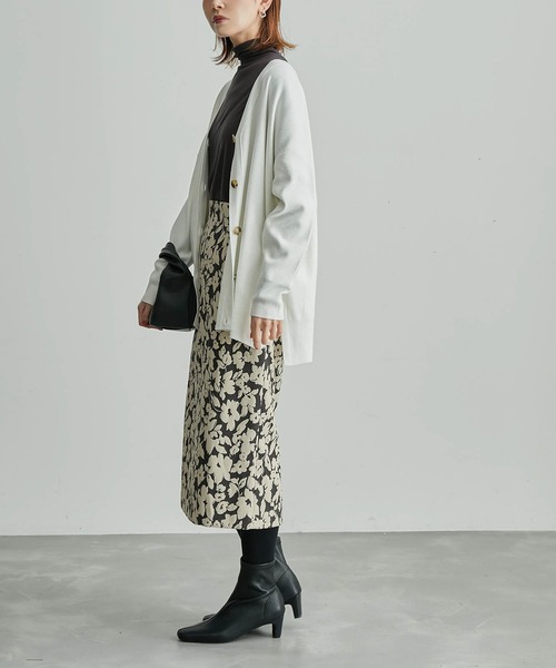 ROPE' PICNIC（ロペピクニック）の「フラワージャガードスリムスカート（スカート・レディース・ベージュ/パープル・38/36）」の20枚目の写真