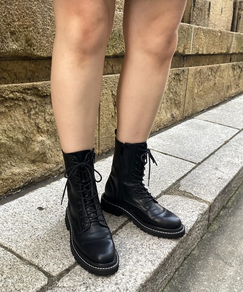 DouDou（ドゥドゥ）の「レースアップステッチブーツ（ブーツ・レディース・ブラック・23.5/24/24.5cm）」の4枚目の写真
