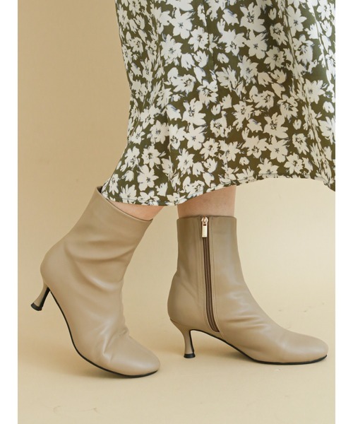 Te chichi（テチチ）の「ラウンドトゥミドルブーツ（ブーツ・レディース・ブラック/オフホワイト/モカ・38/37）」の3枚目の写真